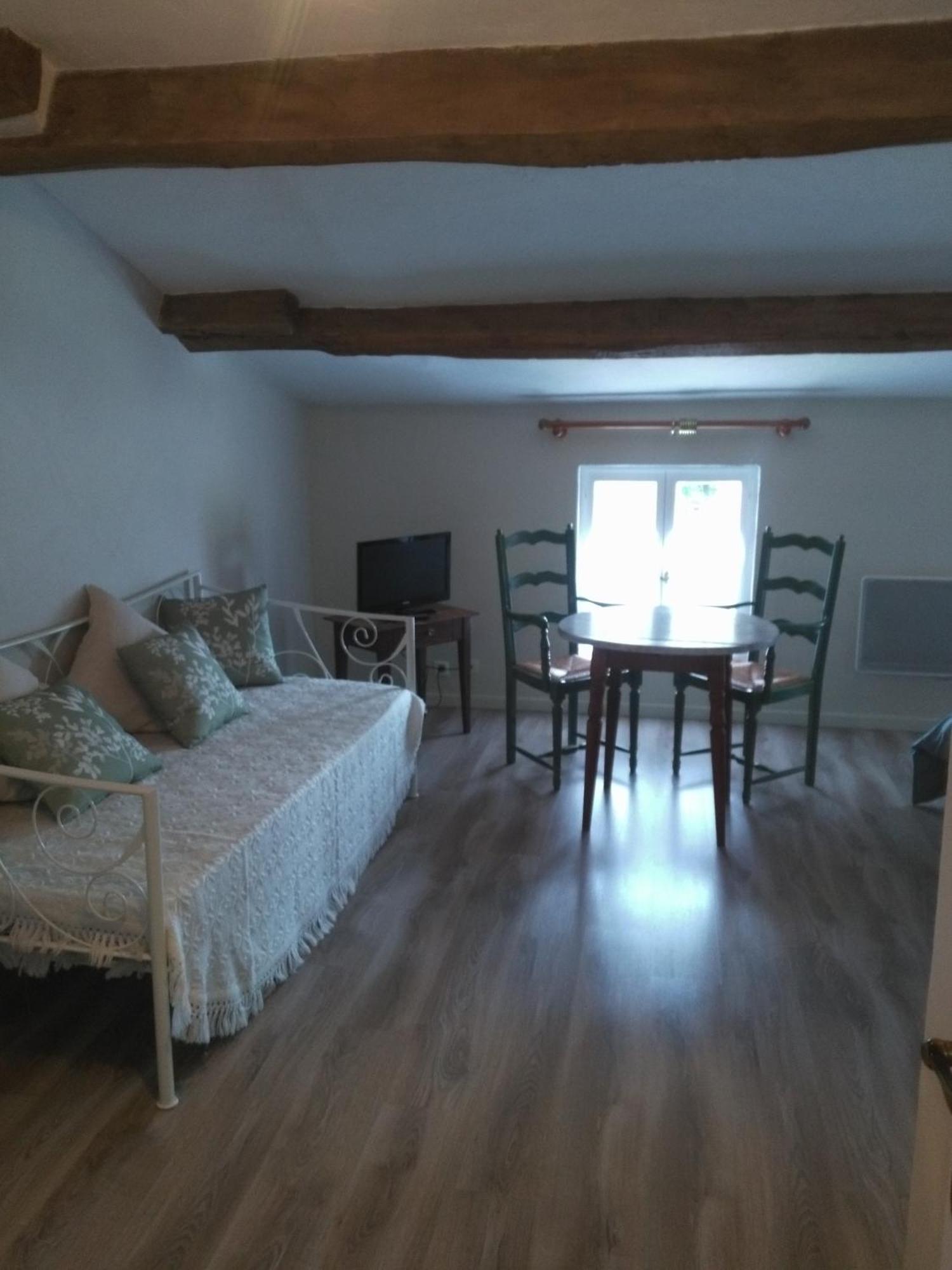 Maison D'Hotes La Chabanaise - Marais Poitevin Cramchaban Rom bilde